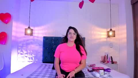 Snapshot of samantha_foxyy chatting on 02.25.26 samantha_foxyy online show from 02.25.26