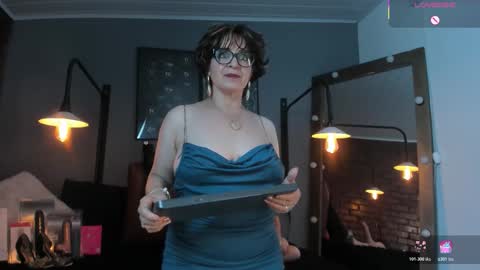Snapshot of samantha_mature56 chatting on 03.14.26 Sam online show from 03.14.26