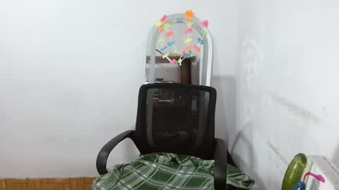 Snapshot of samantha_singh1 chatting on 01.25.25 samantha singh1 online show from 01.25.25