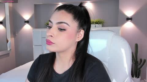  Samanthaa online show from 02.01.25