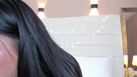  Samanthaa online show from 11.17.25