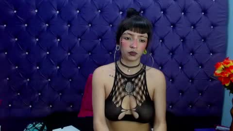 Samantha Smitth online show from 01.18.25