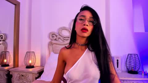 Samantha online show from 01.25.25