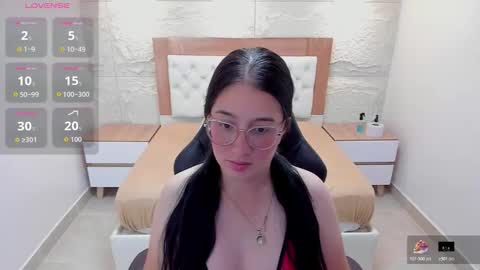 Snapshot of samanthafiore1 chatting on 03.03.26 online show from 03.03.26