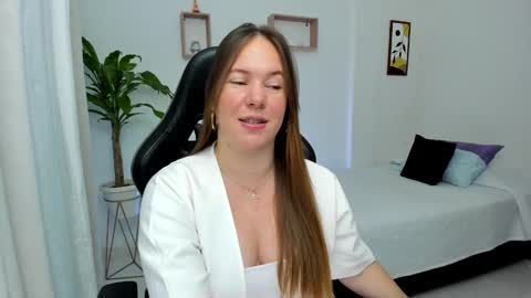 Samantha samy online show from 03.01.25