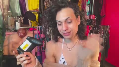 Samantha SayTen online show from 11.11.25