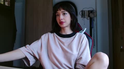 Snapshot of samantx chatting on 03.08.25 lil sam online show from 03.08.25