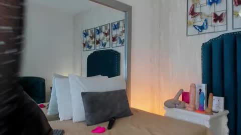 Samara Warren online show from 02.21.26