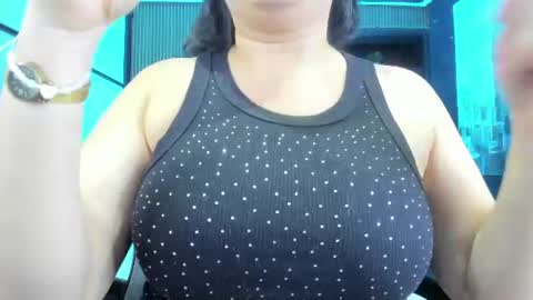Snapshot of samaraanders chatting on 06.25.26 Samara online show from 06.25.26