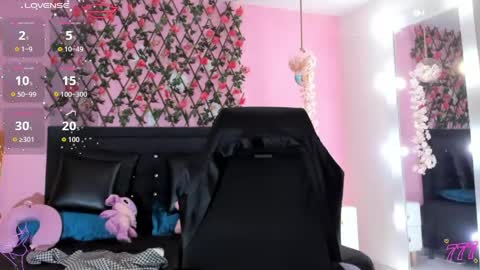 Snapshot of samaracortez chatting on 05.19.26 Sammy online show from 05.19.26