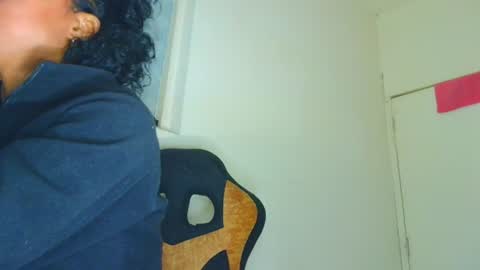 Snapshot of samary_thomas chatting on 07.16.26 samary thomas online show from 07.16.26