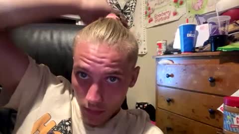 Snapshot of samdawg723718 chatting on 07.26.26 samdawg723718 online show from 07.26.26