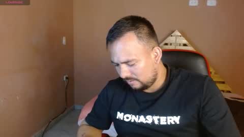 Snapshot of samdread chatting on 02.24.26 SAM DREAD online show from 02.24.26