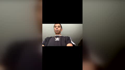 Snapshot of samegee chatting on 11.24.25 samegee online show from 11.24.25