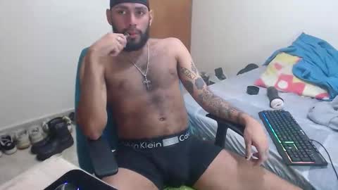 Snapshot of samir_music_ chatting on 11.05.25 samir_music_ online show from 11.05.25