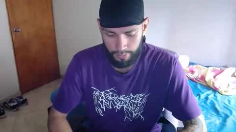 Snapshot of samir_music_ chatting on 11.18.25 samir_music_ online show from 11.18.25