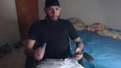 Snapshot of samir_music_ chatting on 11.19.25 samir_music_ online show from 11.19.25