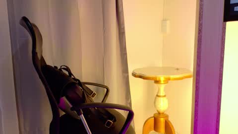 samirths_1boy online show from 01.12.26