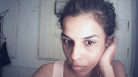 Snapshot of samisami132850 chatting on 10.19.25 KatyDoll online show from 10.19.25