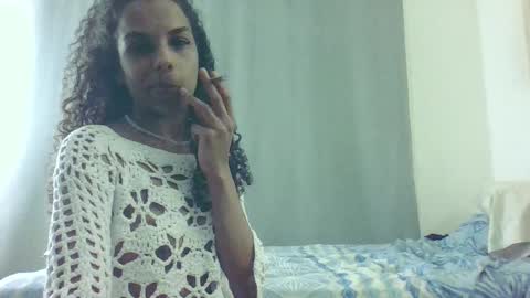 Snapshot of samisami132850 chatting on 10.24.25 KatyDoll online show from 10.24.25