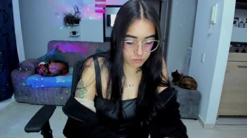 Snapshot of samismith77 chatting on 05.05.26 SARA online show from 05.05.26