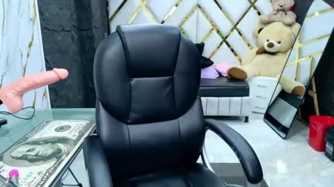 Snapshot of sammanthaboob chatting on 03.18.26 Luisa online show from 03.18.26