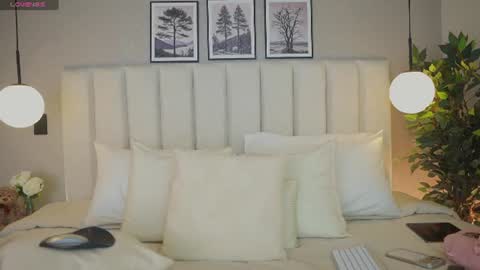 Snapshot of sammy_hamilton chatting on 06.19.26 Ana online show from 06.19.26