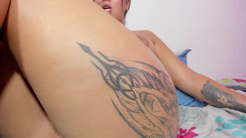 Snapshot of sammy_sm_ chatting on 12.10.24 Sammy online show from 12.10.24