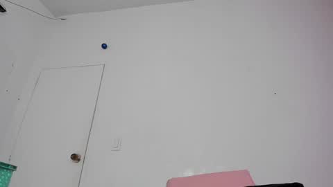 Snapshot of sammy_sm_ chatting on 12.22.24 Sammy online show from 12.22.24