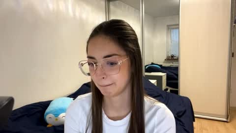 I am Sammy ntmuLets hit 10 Thumbs Up together online show from 04.03.26