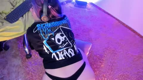   online show from 02.21.25