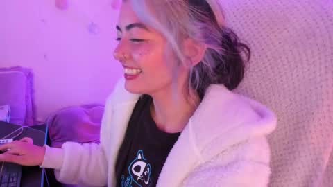   online show from 03.09.25