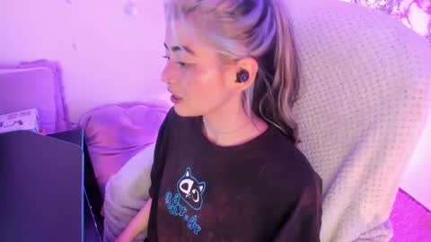   online show from 03.10.25