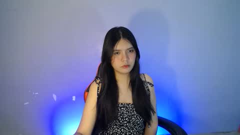 Snapshot of sampaguita_pinayxx chatting on 05.06.26 SOFIA online show from 05.06.26