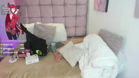 Snapshot of samu_foxxx chatting on 07.23.26 SAMU online show from 07.23.26
