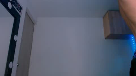 Snapshot of samuel_suarez chatting on 12.20.24 online show from 12.20.24