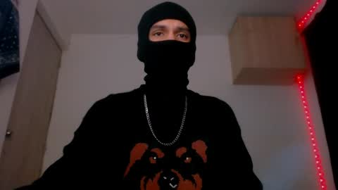 Snapshot of samuel_suarez chatting on 01.23.25 online show from 01.23.25