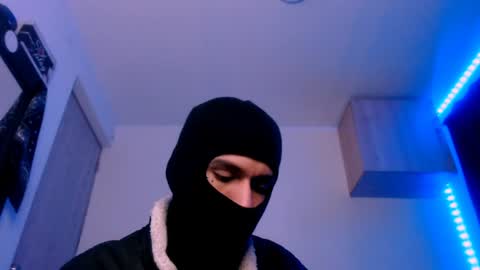 Snapshot of samuel_suarez chatting on 02.07.25 online show from 02.07.25