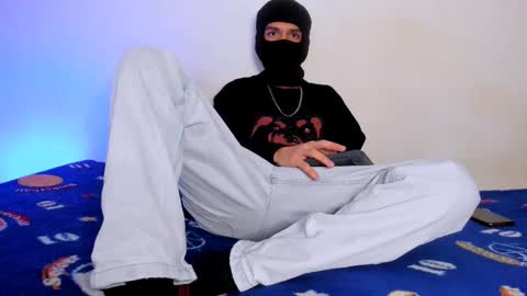 Snapshot of samuel_suarez chatting on 09.27.25 online show from 09.27.25