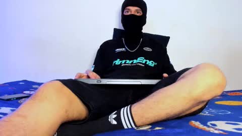 Snapshot of samuel_suarez chatting on 01.08.26 online show from 01.08.26