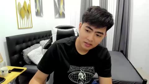 Snapshot of samuelangelo chatting on 05.07.26 Sam online show from 05.07.26