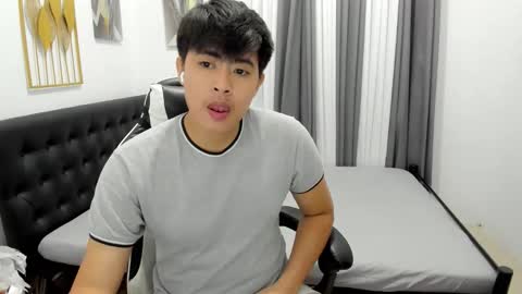 Snapshot of samuelangelo chatting on 05.29.26 Sam online show from 05.29.26