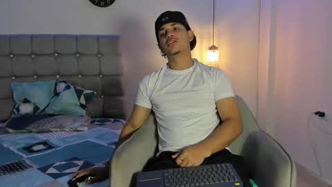 samxx_muscle online show from 09.24.25