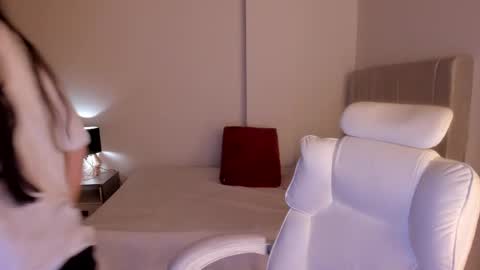 Snapshot of samy_one chatting on 05.19.26 Samy online show from 05.19.26