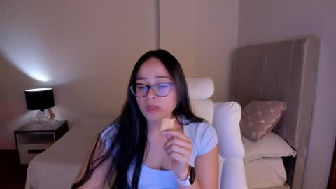 Snapshot of samy_one chatting on 05.21.26 Samy online show from 05.21.26