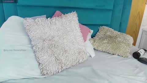 Find me at  when im offline here. online show from 03.11.26