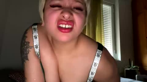 Samymoon online show from 04.24.26