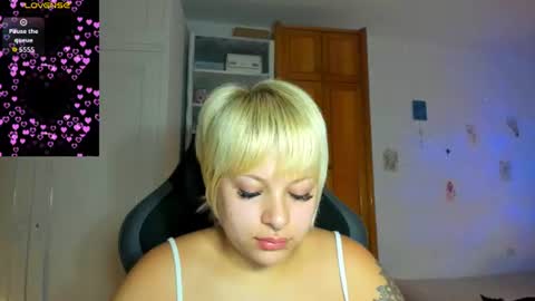 Snapshot of samymoon3 chatting on 07.29.26 Samymoon online show from 07.29.26