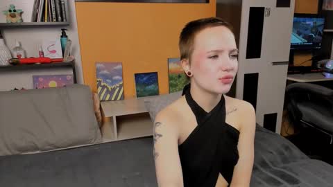 Snapshot of samyscott chatting on 02.15.26 SamyScott online show from 02.15.26