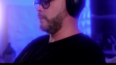 Sanders online show from 12.19.25